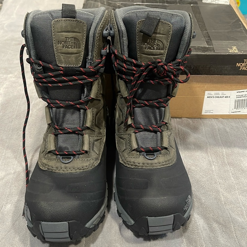 The North Face men’s chilkat 400 mns7.5